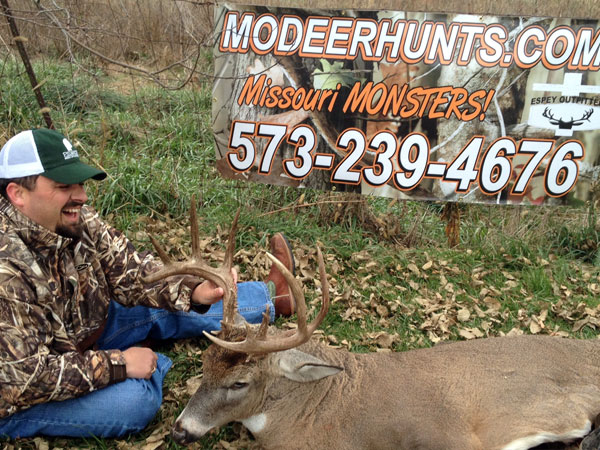 MoDeerHunts - Hunting Photos